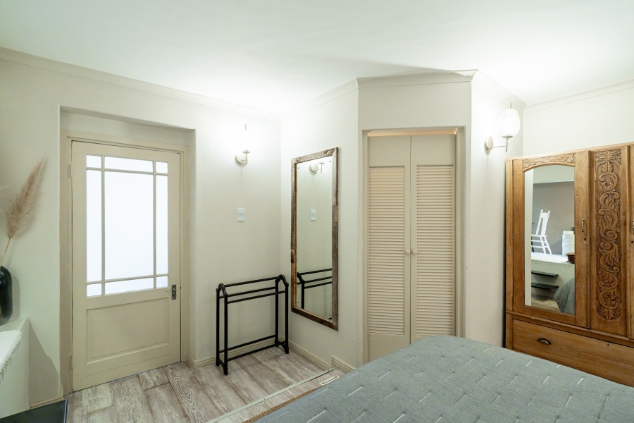 To Let 2 Bedroom Property for Rent in Camps Bay Western Cape